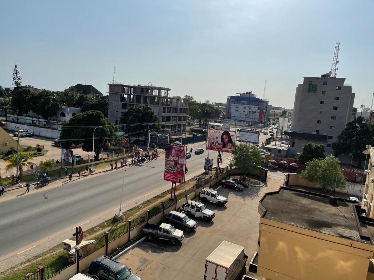 Boulevard Palace Hotel Monrovia Exterior photo