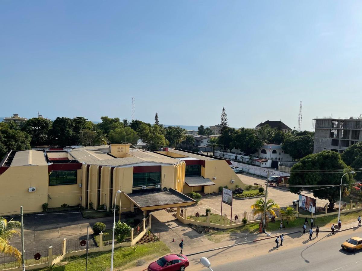 Boulevard Palace Hotel Monrovia Exterior photo