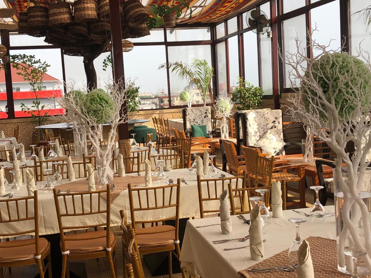 Boulevard Palace Hotel Monrovia Exterior photo